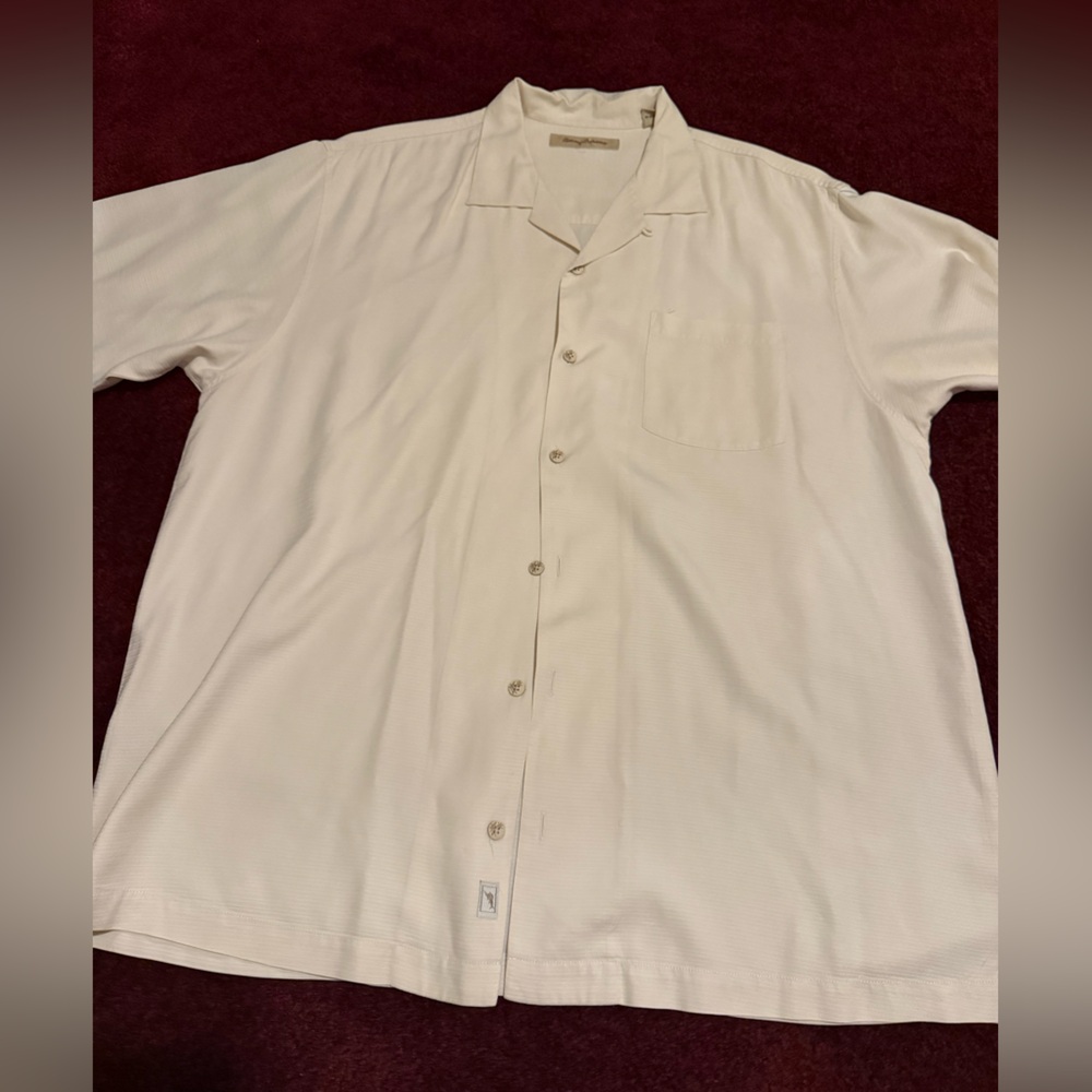 Tommy Bahama 100% Silk Shirt Mens XL  Short Sleeve Relaxed Button Up